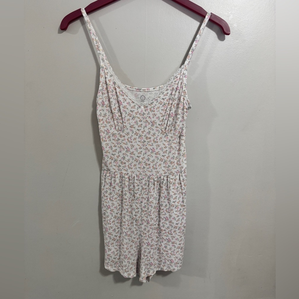 Gilly Hicks Ribbed Sleepwear Romper Woman’s Size Small